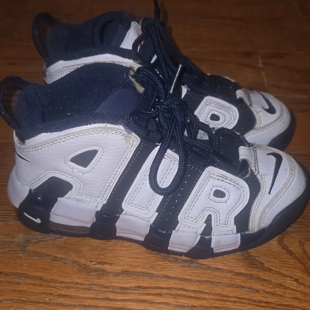 Nike Air More Uptempo 96 'Olympic'.  Kids Size 13c. - Picture 4 of 6